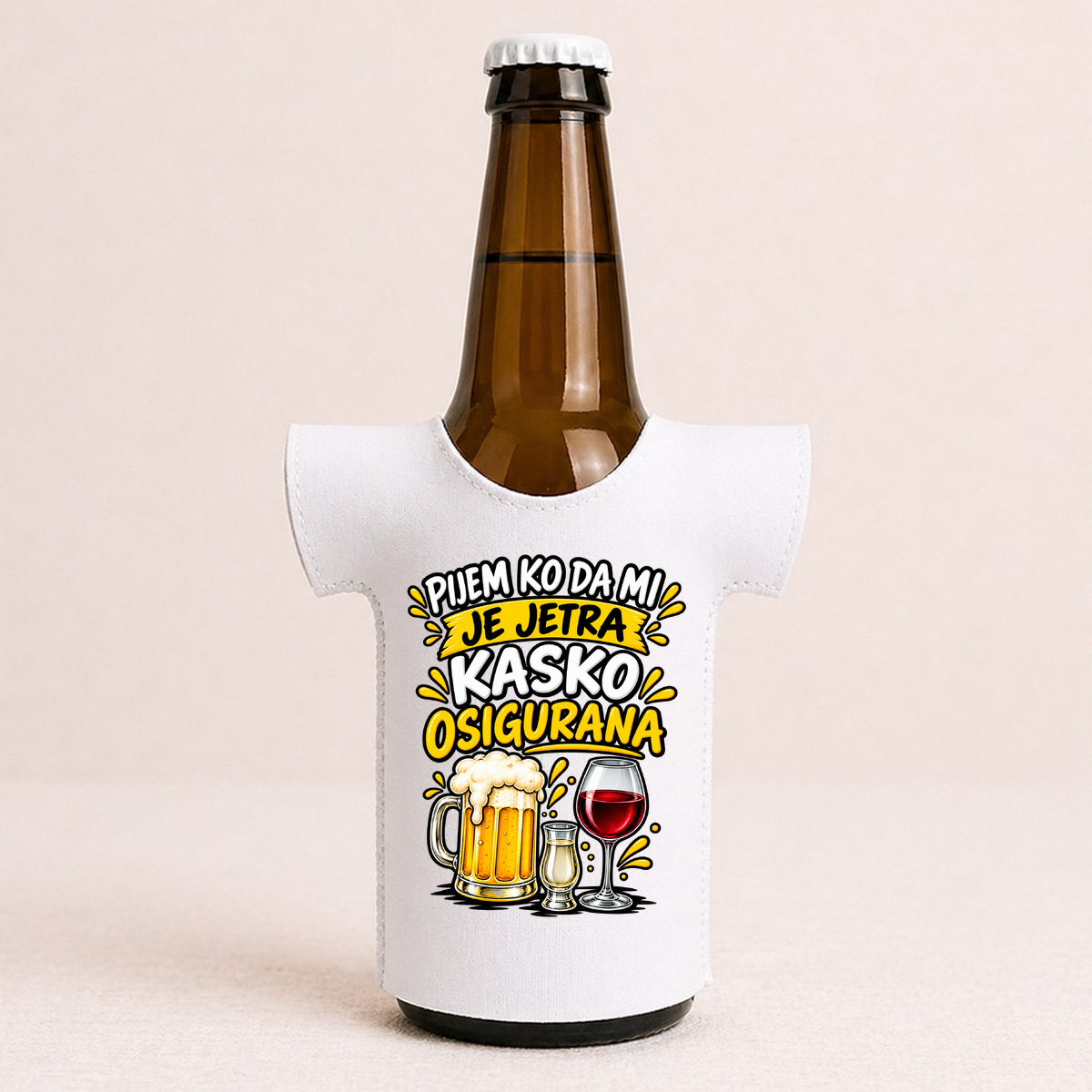 Pijem ko da mi je jetra kasko osigurana 1 - Majica za flaše – prikaz proizvoda